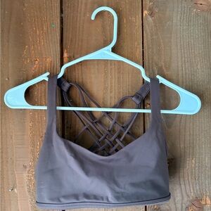 Lululemon free to be sports bra